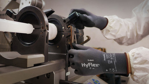 Ansell Hyflex 11-840 General Handling Gloves (1 Pair)